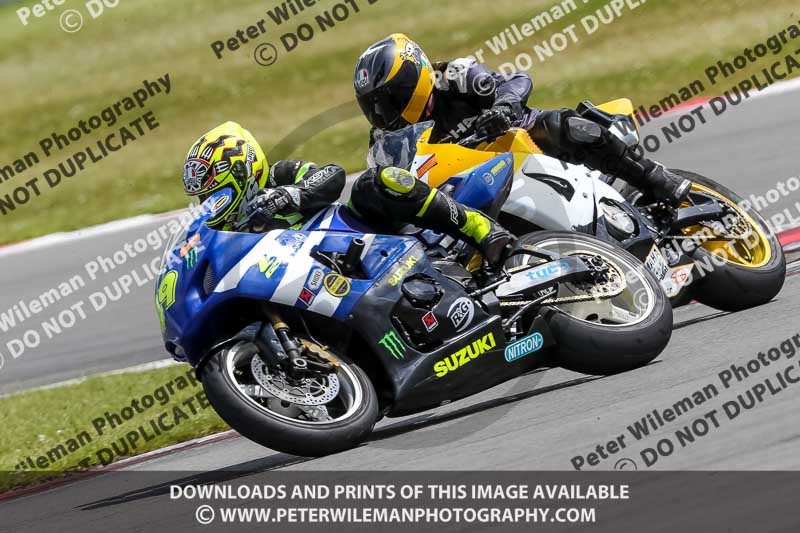 donington no limits trackday;donington park photographs;donington trackday photographs;no limits trackdays;peter wileman photography;trackday digital images;trackday photos